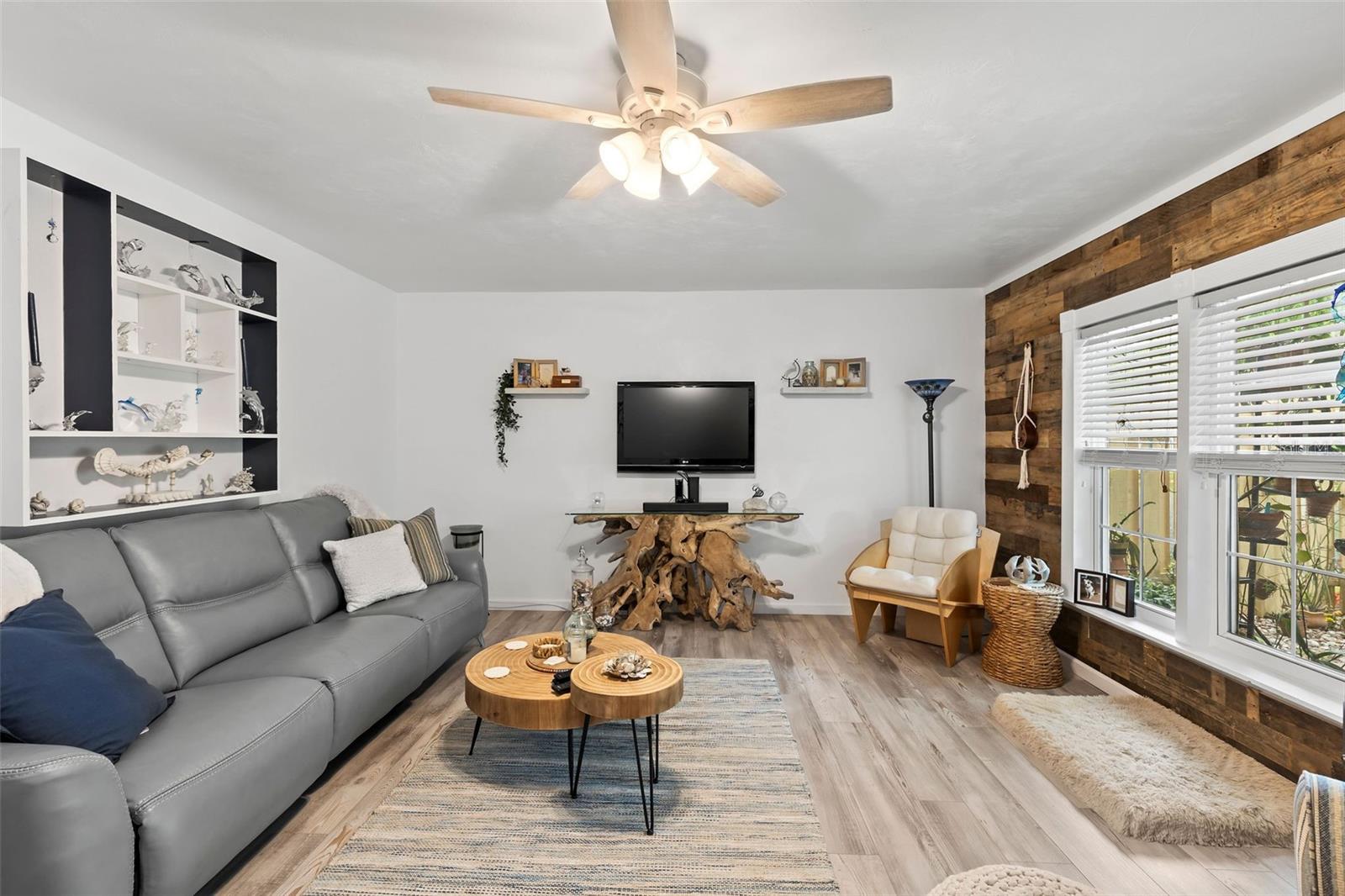 135 MOONSTONE COURT