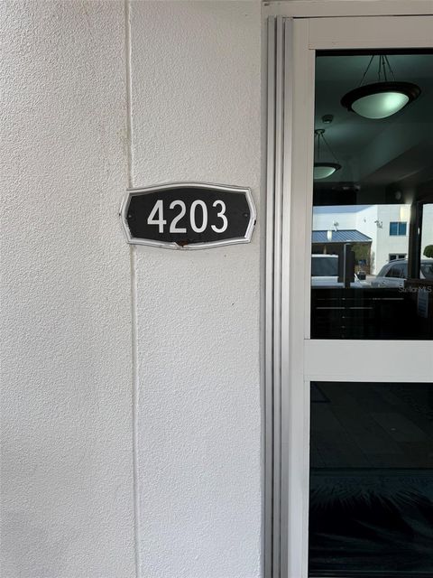 4203 INDIAN BAYOU TRAIL 1302 DESTIN FL 32541