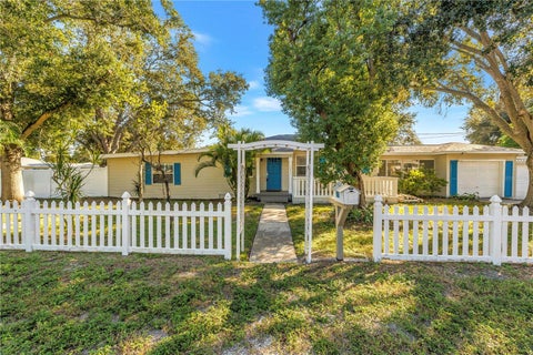 Photo of 10804 Seminole Drive N, St Petersburg, FL 33708 (MLS # TB8560141)