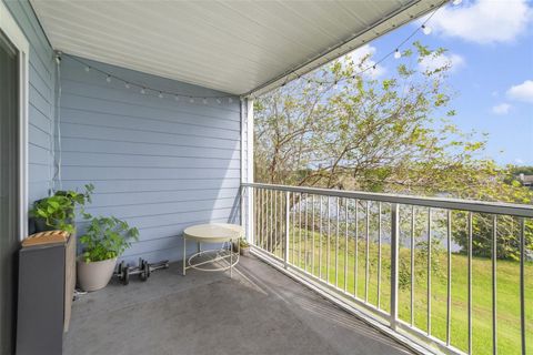 A home in LAKE MARY