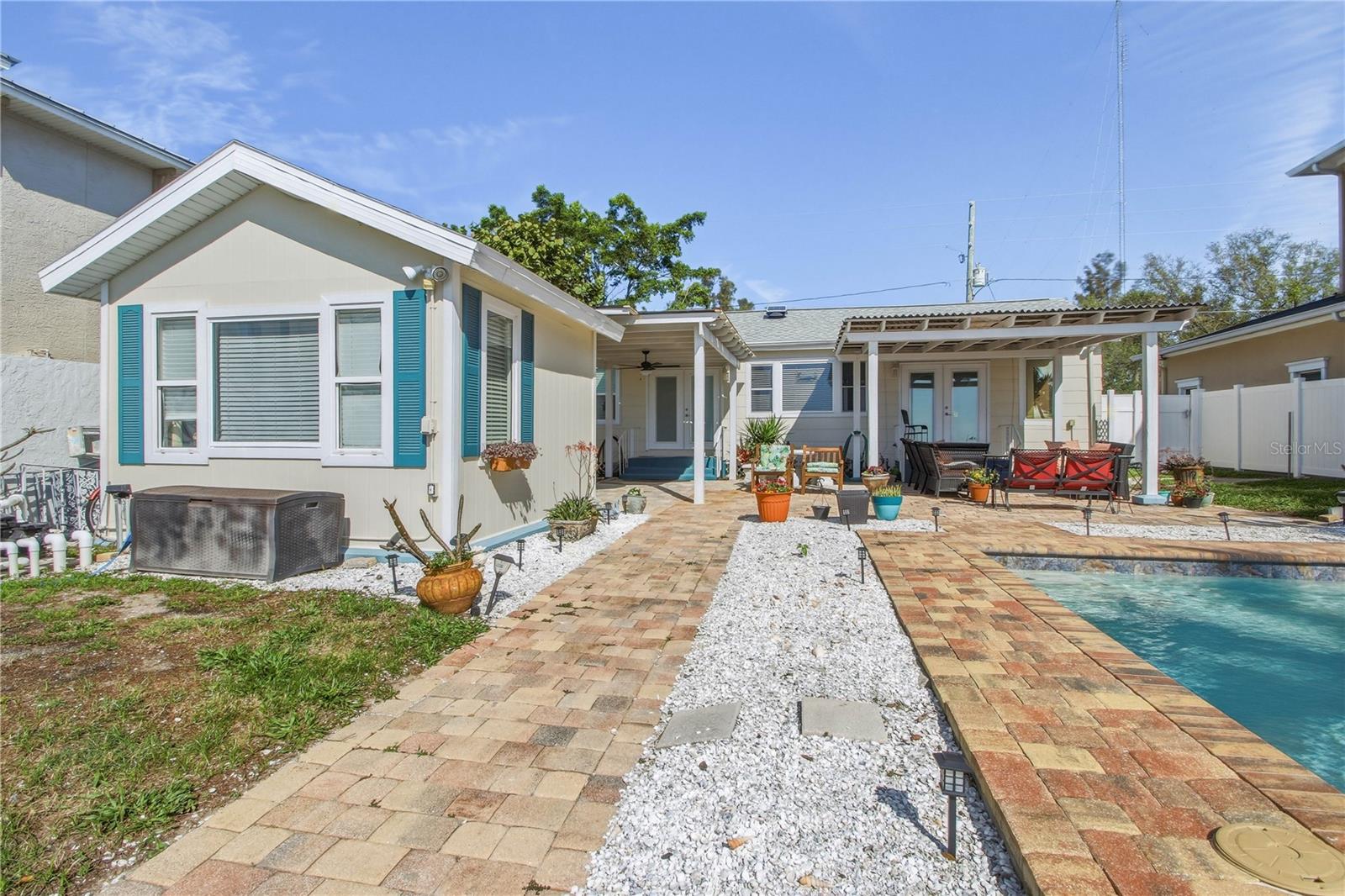 FLORIDA RIVIERA 10 - Residential