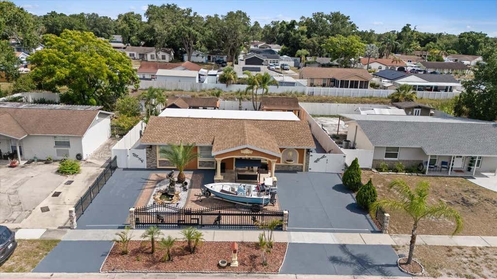 Photo of 8318 Drycreek Drive, Tampa, FL 33615 (MLS # TB8526071)