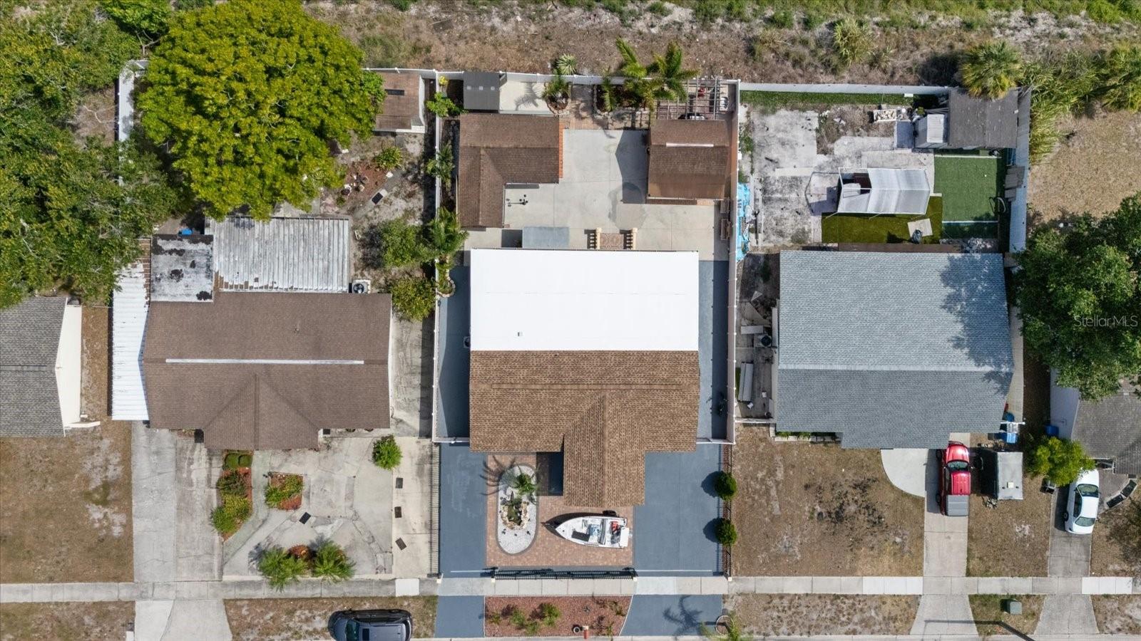 8318 DRYCREEK DRIVE