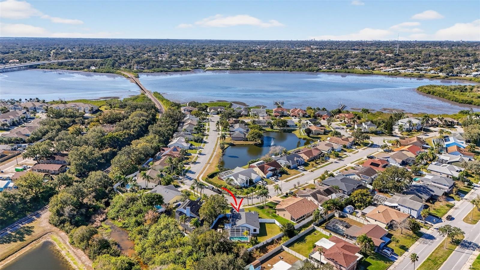 BAYS END - Residential