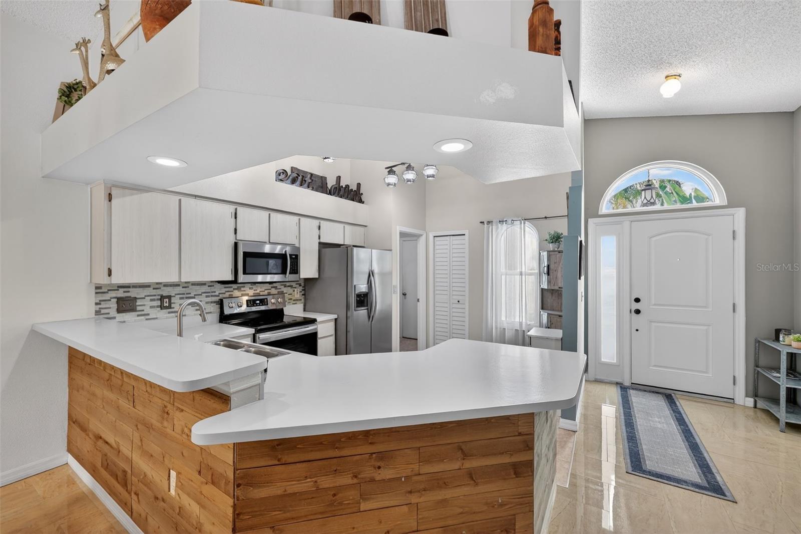 BAYS END - Residential