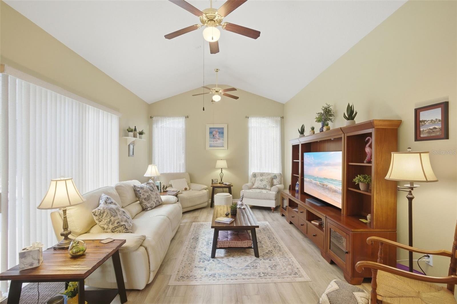 CROSS CREEK PH 03 - Residential