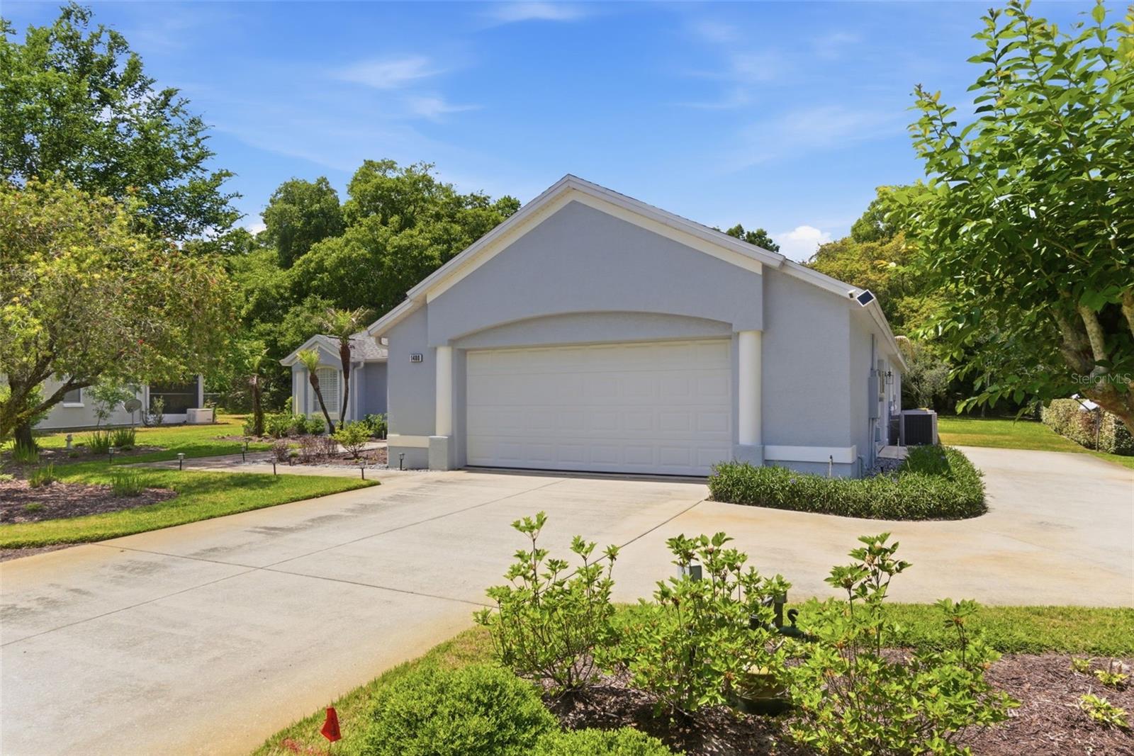 1480 ROBINWOOD DRIVE