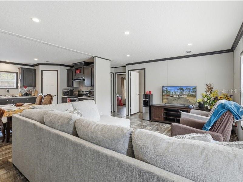 DAYTONA NORTH - Residential