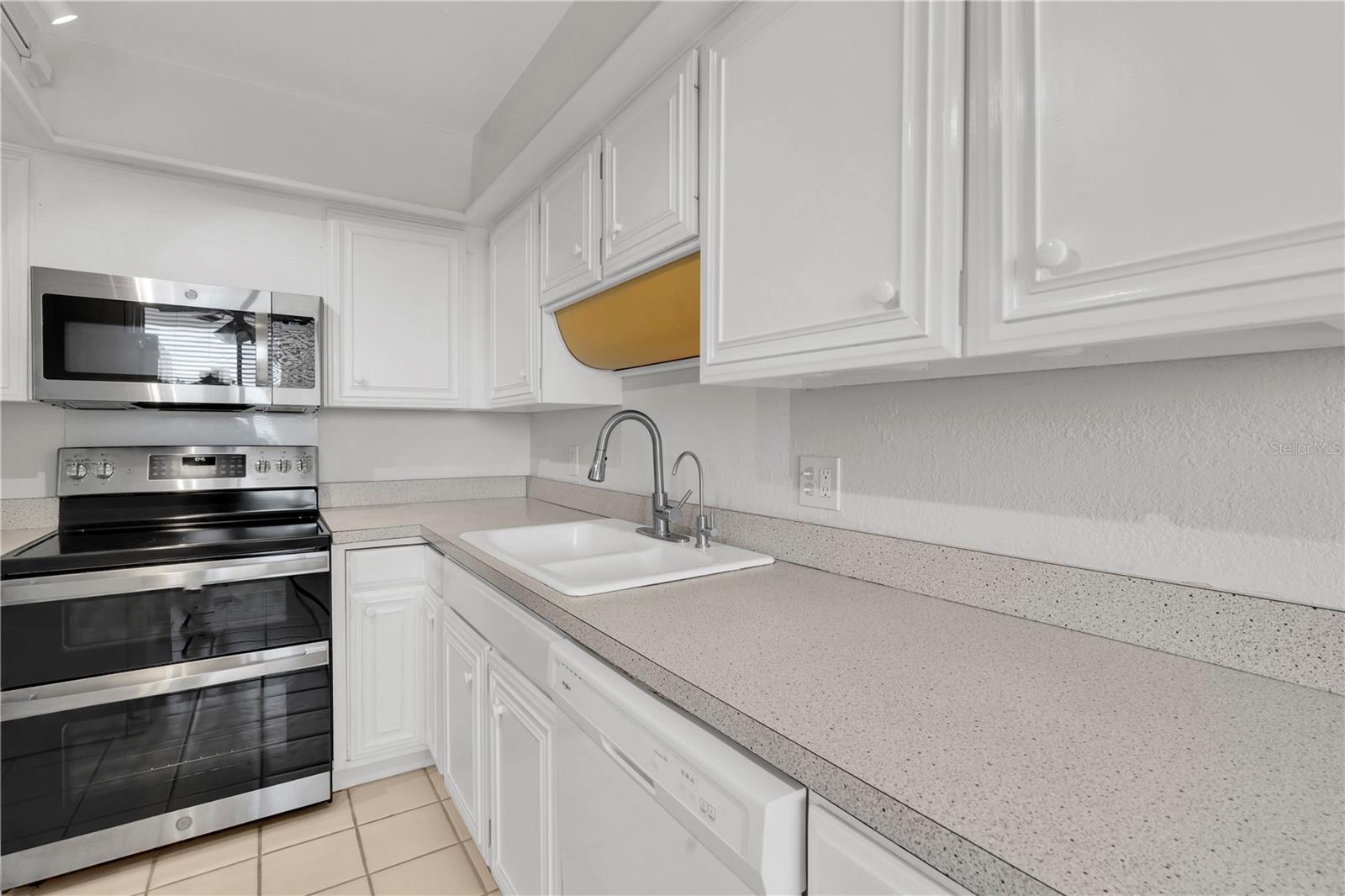 INTREPID THE CONDO - Residential