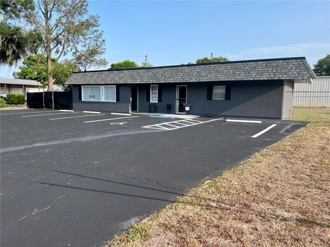 Tiny photo for 2044 Orange Ave, Eustis, FL 32726 (MLS # G5103521)