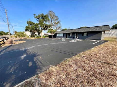 Tiny photo for 2044 Orange Ave, Eustis, FL 32726 (MLS # G5103521)