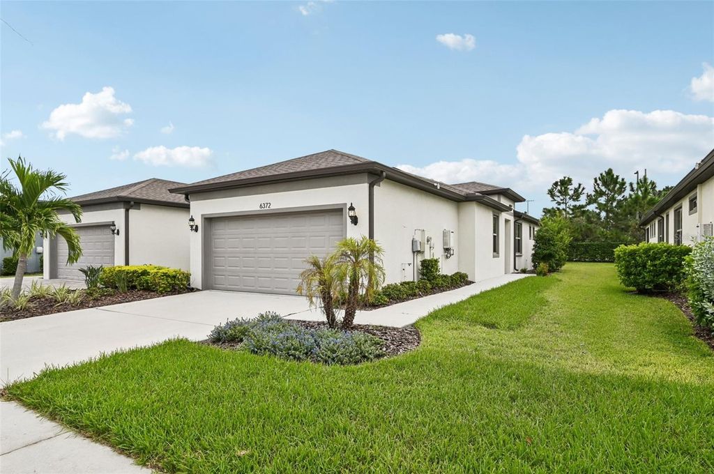 Photo of 6372 Mooring Line Circle, Apollo Beach, FL 33572 (MLS # TB8428150)