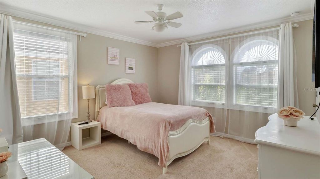 Photo of 321 Las Fuentes Drive, Kissimmee, FL 34746 (MLS # O6376325)