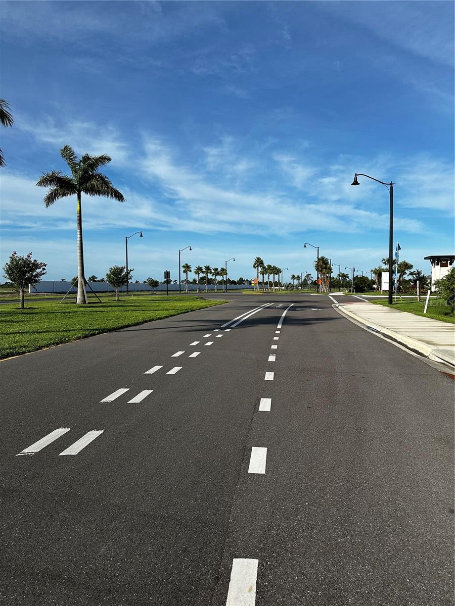 WELLEN PARK GOLF AND COUNTRY CLUB - Residential Lease