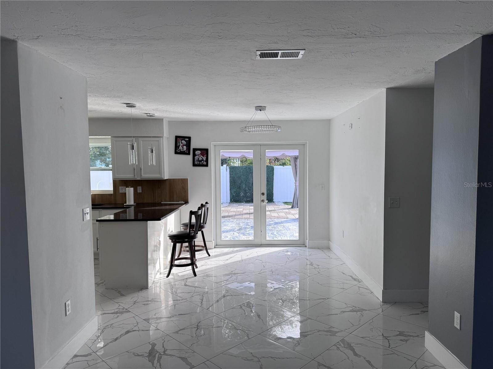 DE SOTO LAKES - Residential Lease