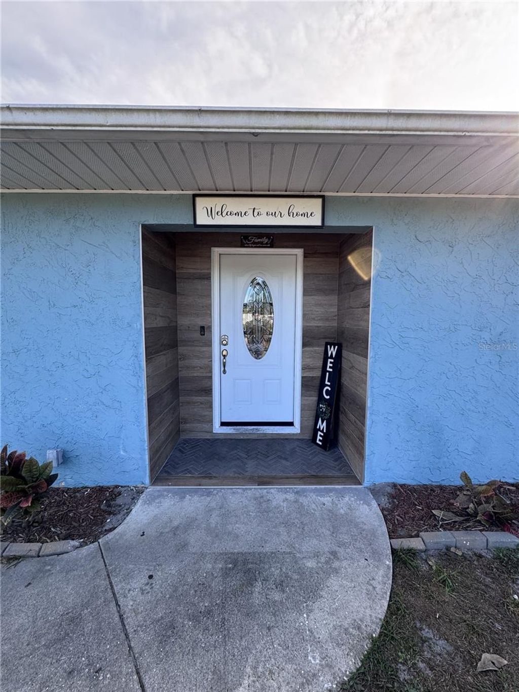 Photo of 4082 Velarde Lane, Sarasota, FL 34235 (MLS # A4673719)