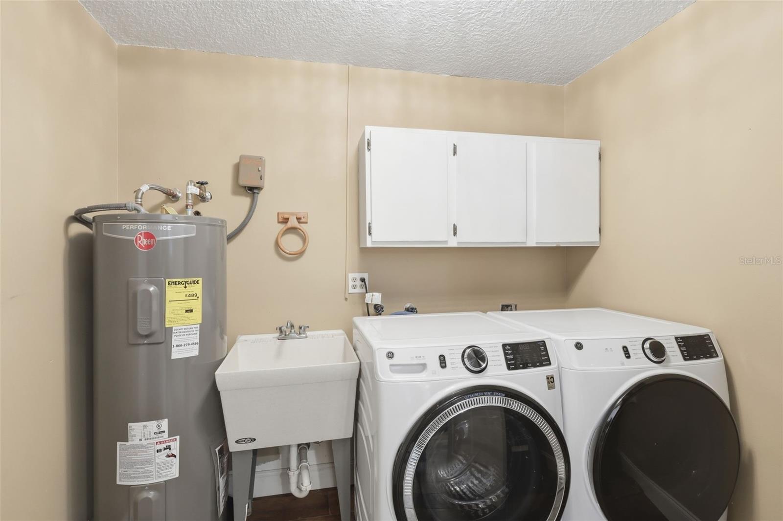 KAYWOOD REP - Residential