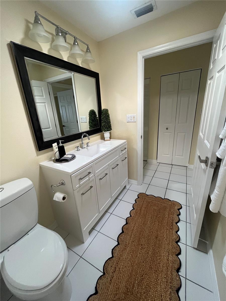 LEESBURG ROYAL OAK ESTATES - Residential