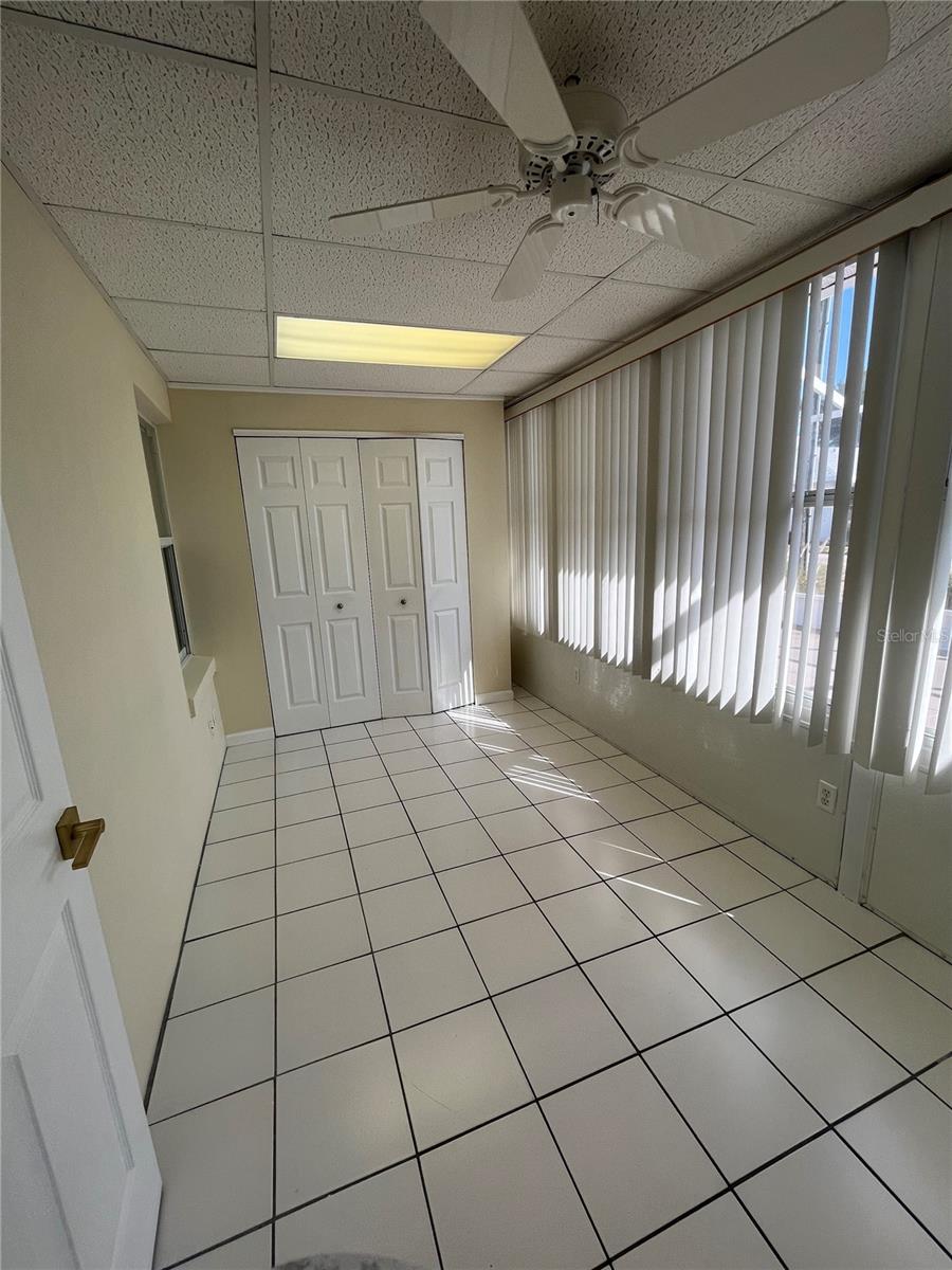 LEESBURG ROYAL OAK ESTATES - Residential