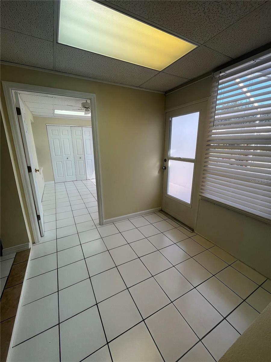 LEESBURG ROYAL OAK ESTATES - Residential