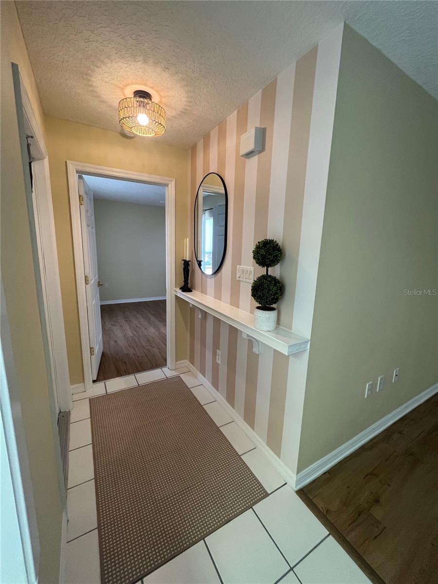 LEESBURG ROYAL OAK ESTATES - Residential