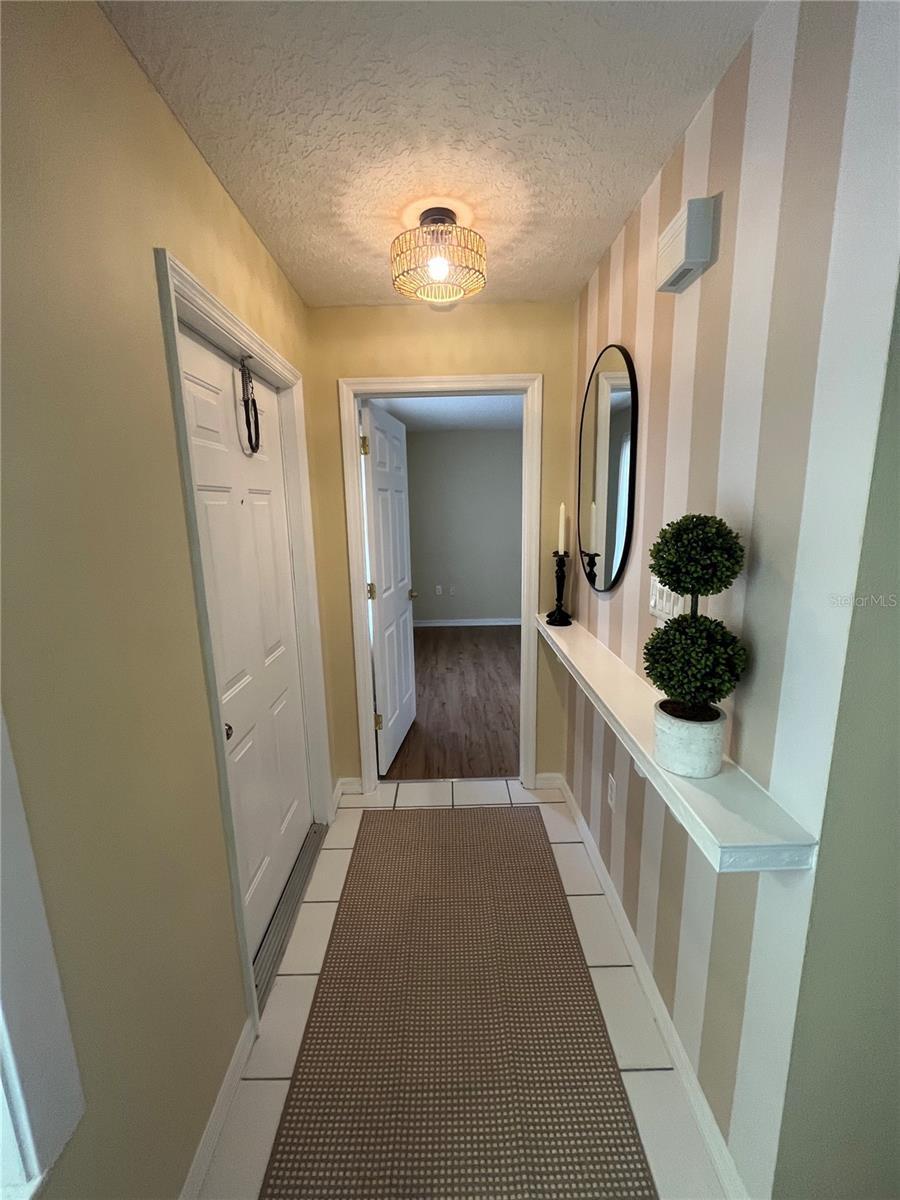 LEESBURG ROYAL OAK ESTATES - Residential