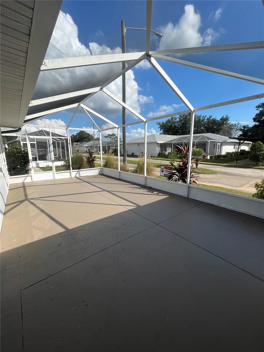 LEESBURG ROYAL OAK ESTATES - Residential