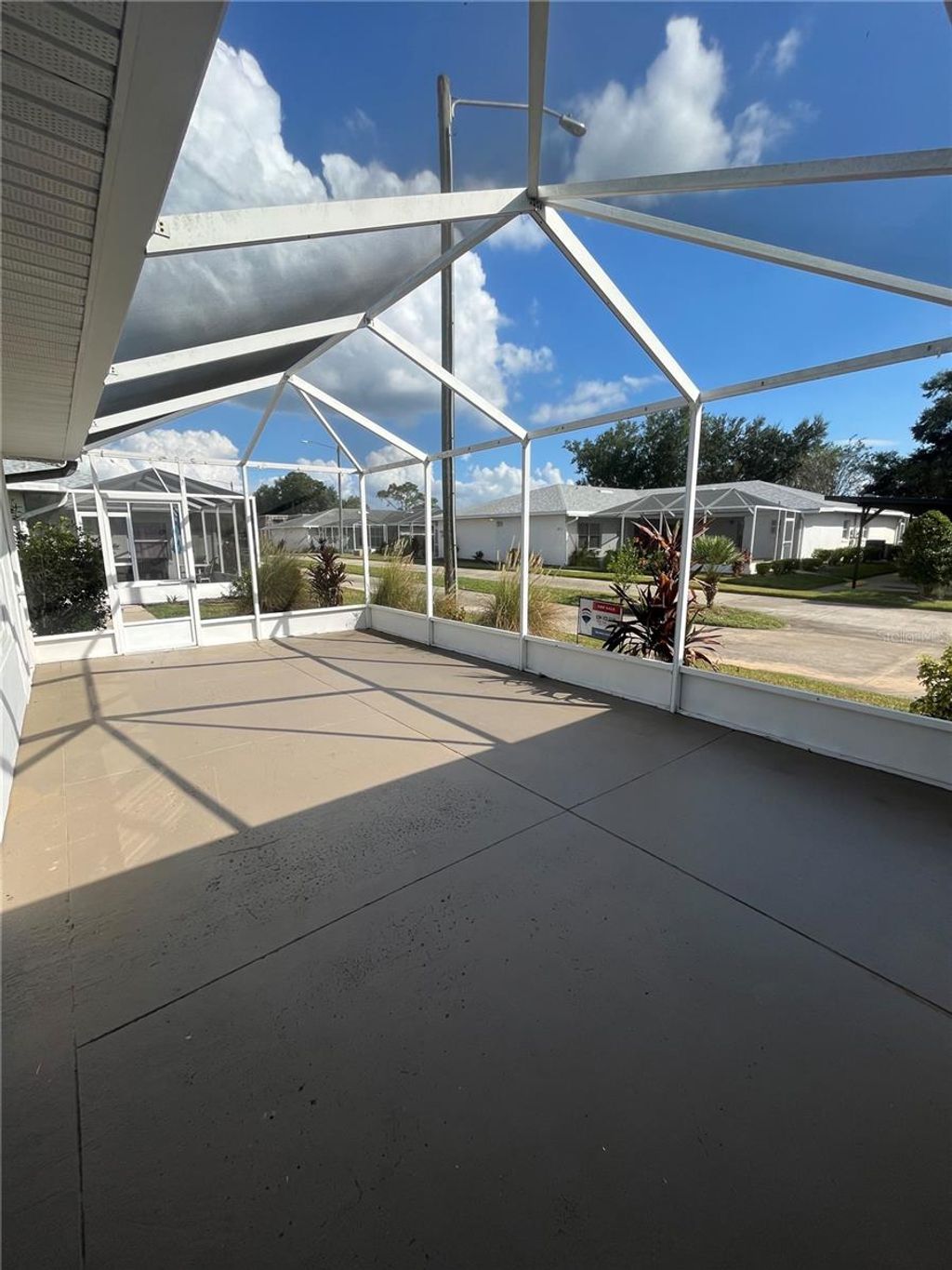 Photo of 1111 Apple Terrace, Leesburg, FL 34748 (MLS # G5111199)