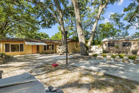 A home in TAMPA