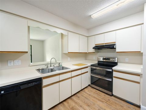 Tiny photo for 144 Juniper Trail, Ocala, FL 34480 (MLS # OM708392)