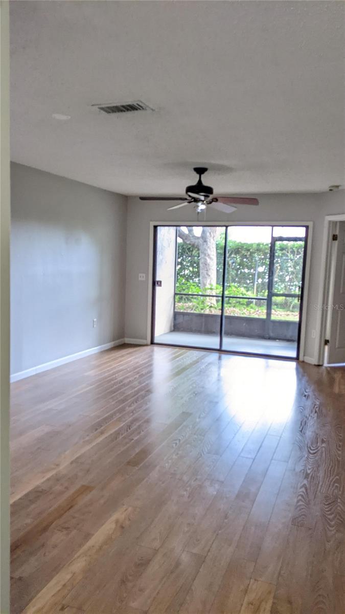 CLUB VILLAS AT WIMBLEDON PARK PH 01 - Residential Lease