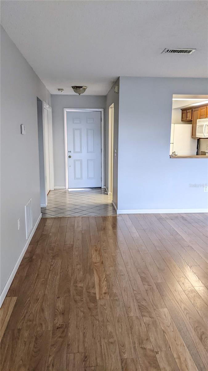 CLUB VILLAS AT WIMBLEDON PARK PH 01 - Residential Lease