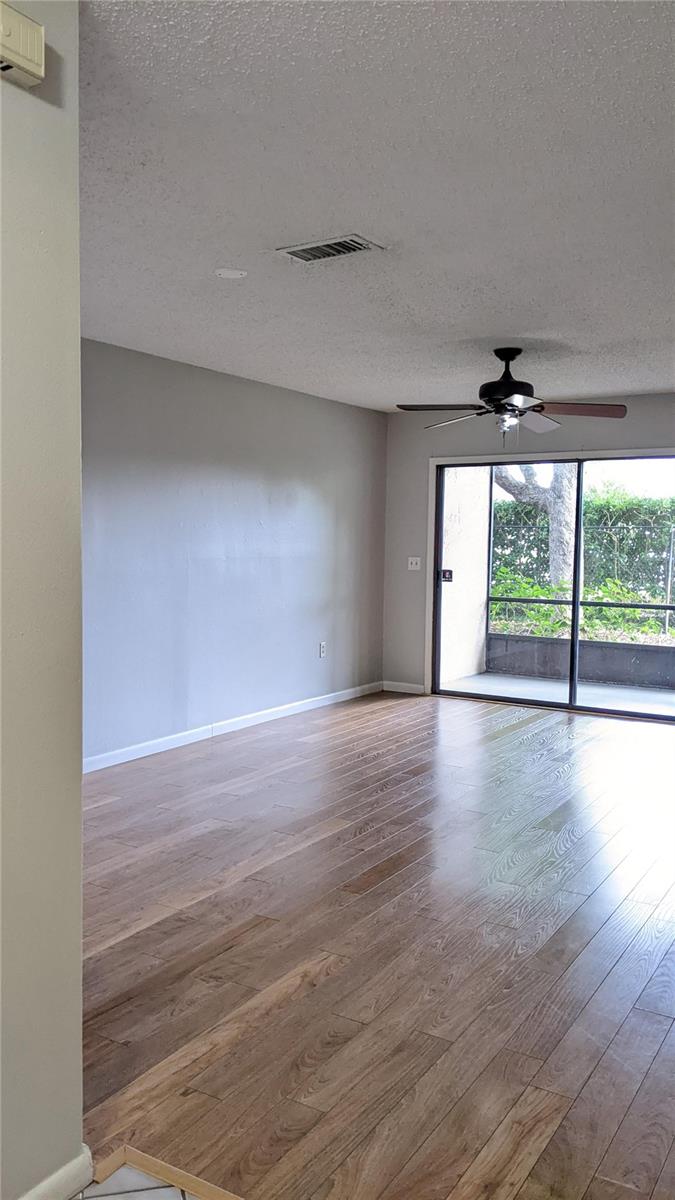 CLUB VILLAS AT WIMBLEDON PARK PH 01 - Residential Lease