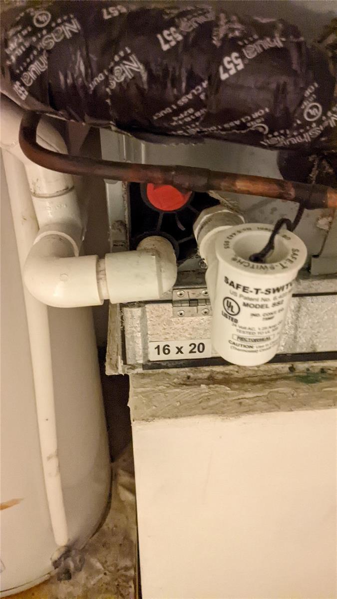 CLUB VILLAS AT WIMBLEDON PARK PH 01 - Residential Lease