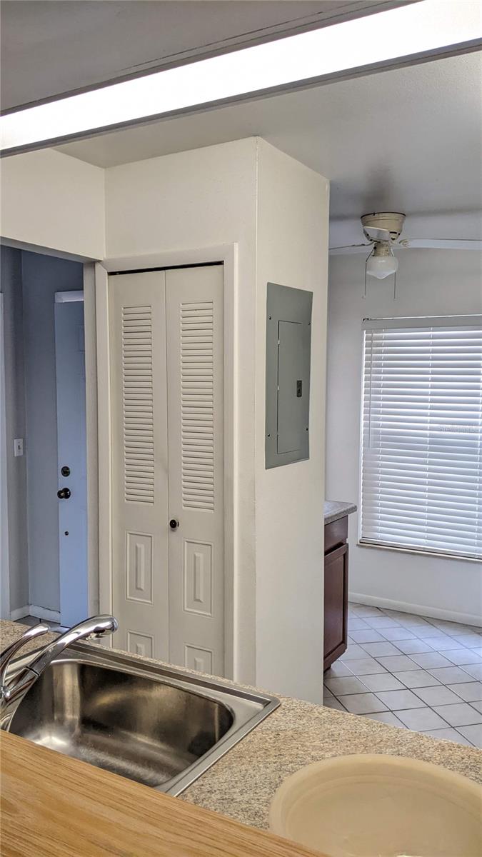 CLUB VILLAS AT WIMBLEDON PARK PH 01 - Residential Lease