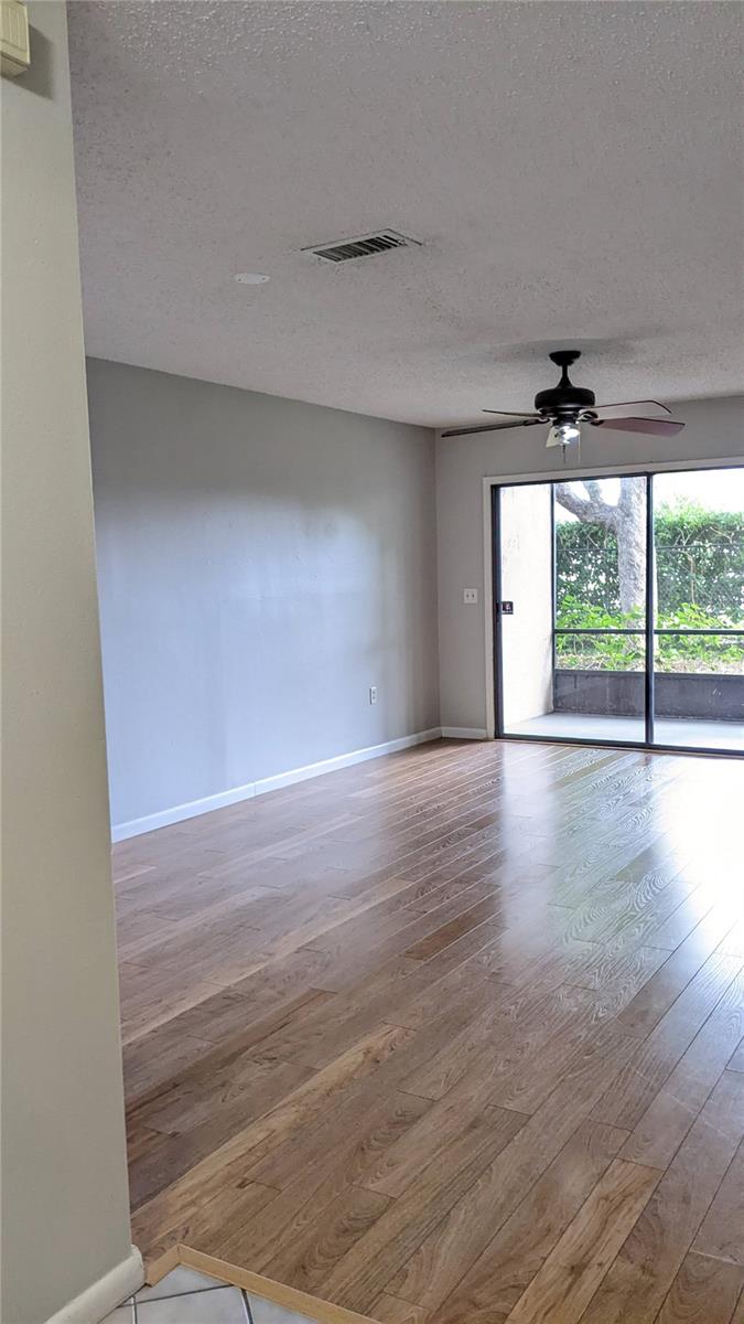 CLUB VILLAS AT WIMBLEDON PARK PH 01 - Residential Lease