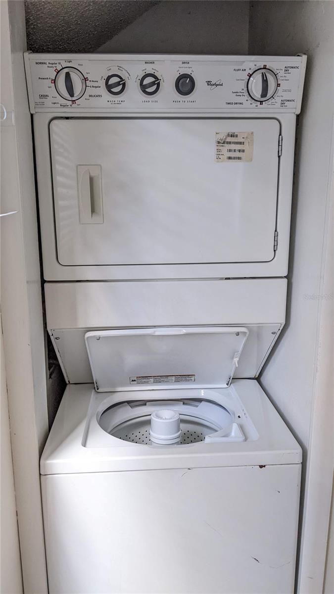 CLUB VILLAS AT WIMBLEDON PARK PH 01 - Residential Lease