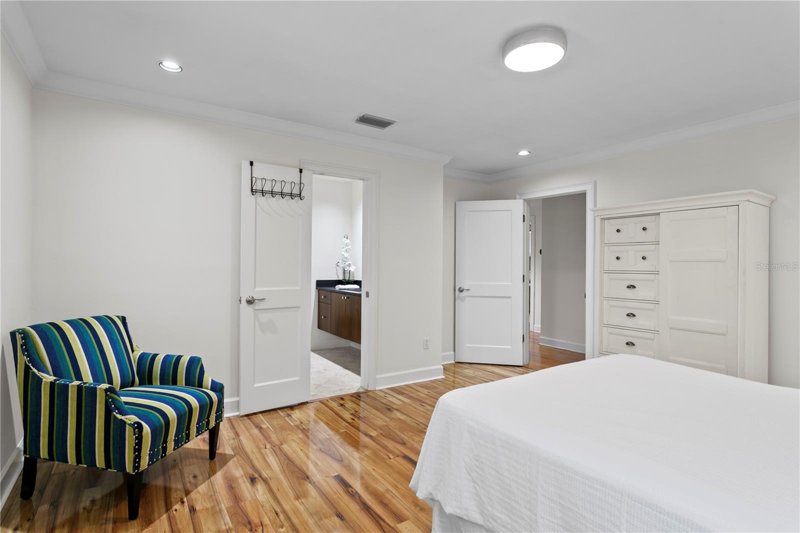 THE TARRYMORE - HYDE PARK - Residential