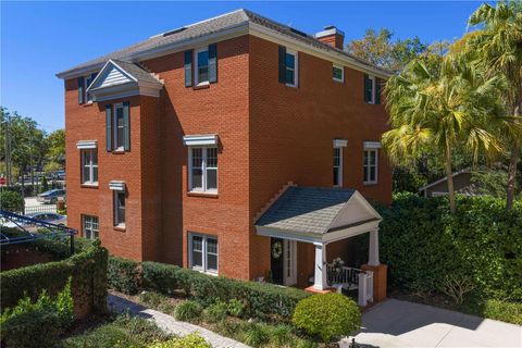 Photo of 811 S Rome Avenue, Tampa, FL 33606 (MLS # TB8484555)