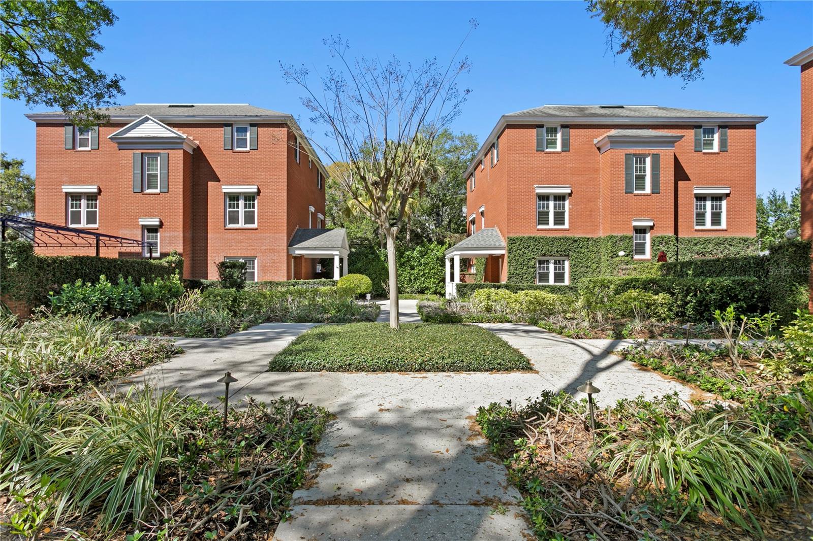 THE TARRYMORE - HYDE PARK - Residential