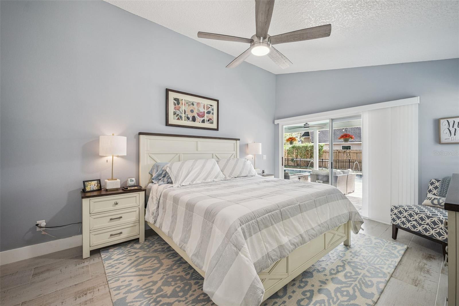 BENTLEY WOODS - Residential