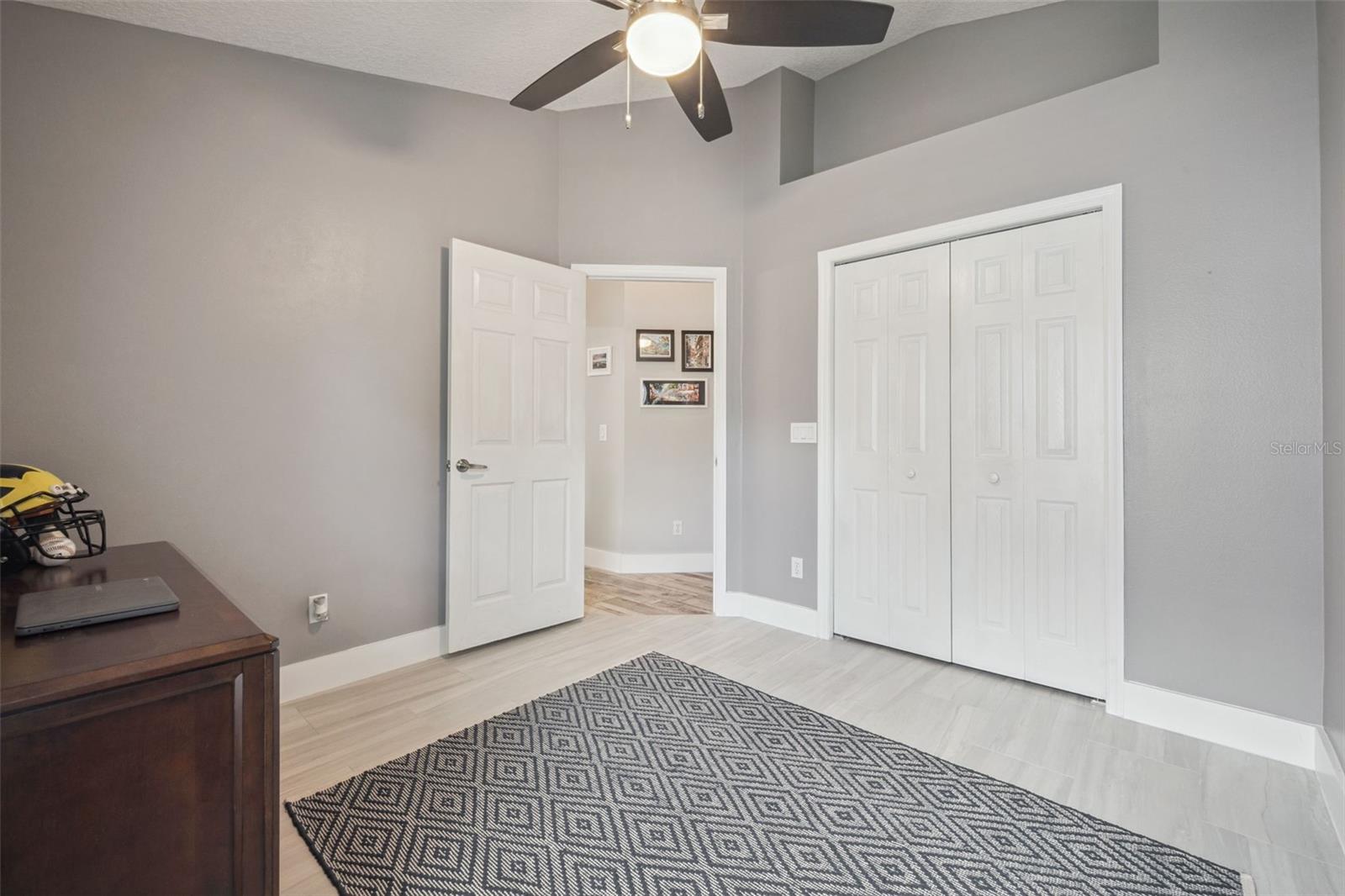 BENTLEY WOODS - Residential