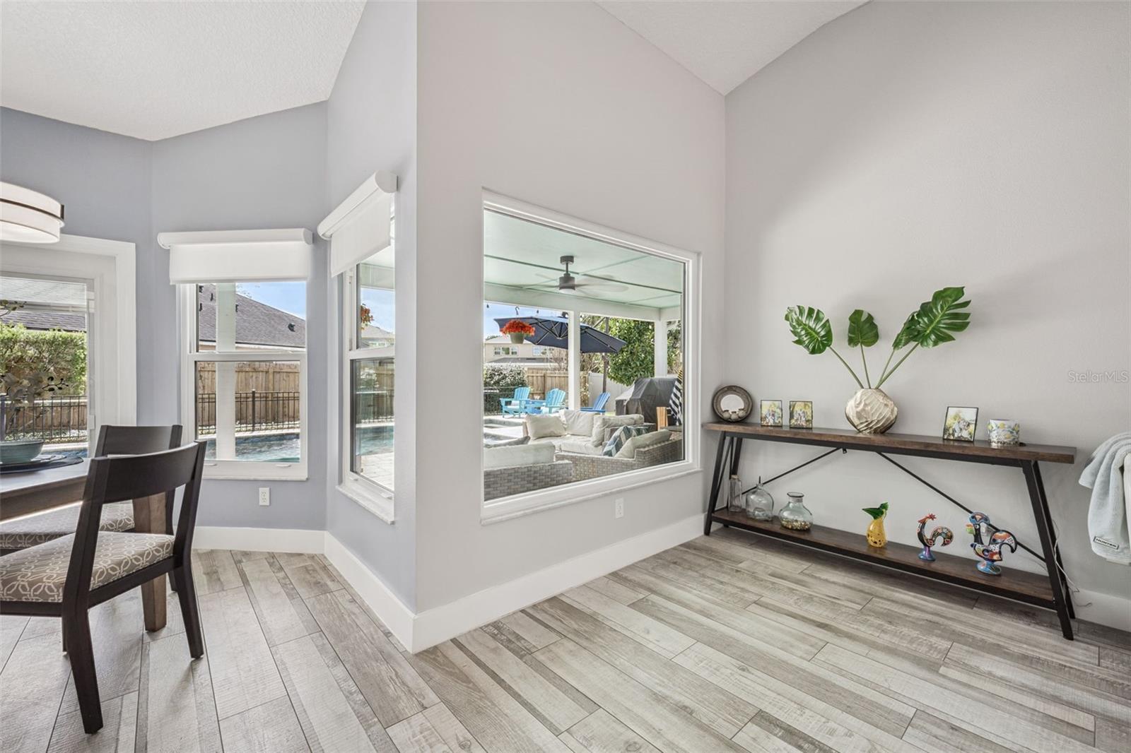 BENTLEY WOODS - Residential