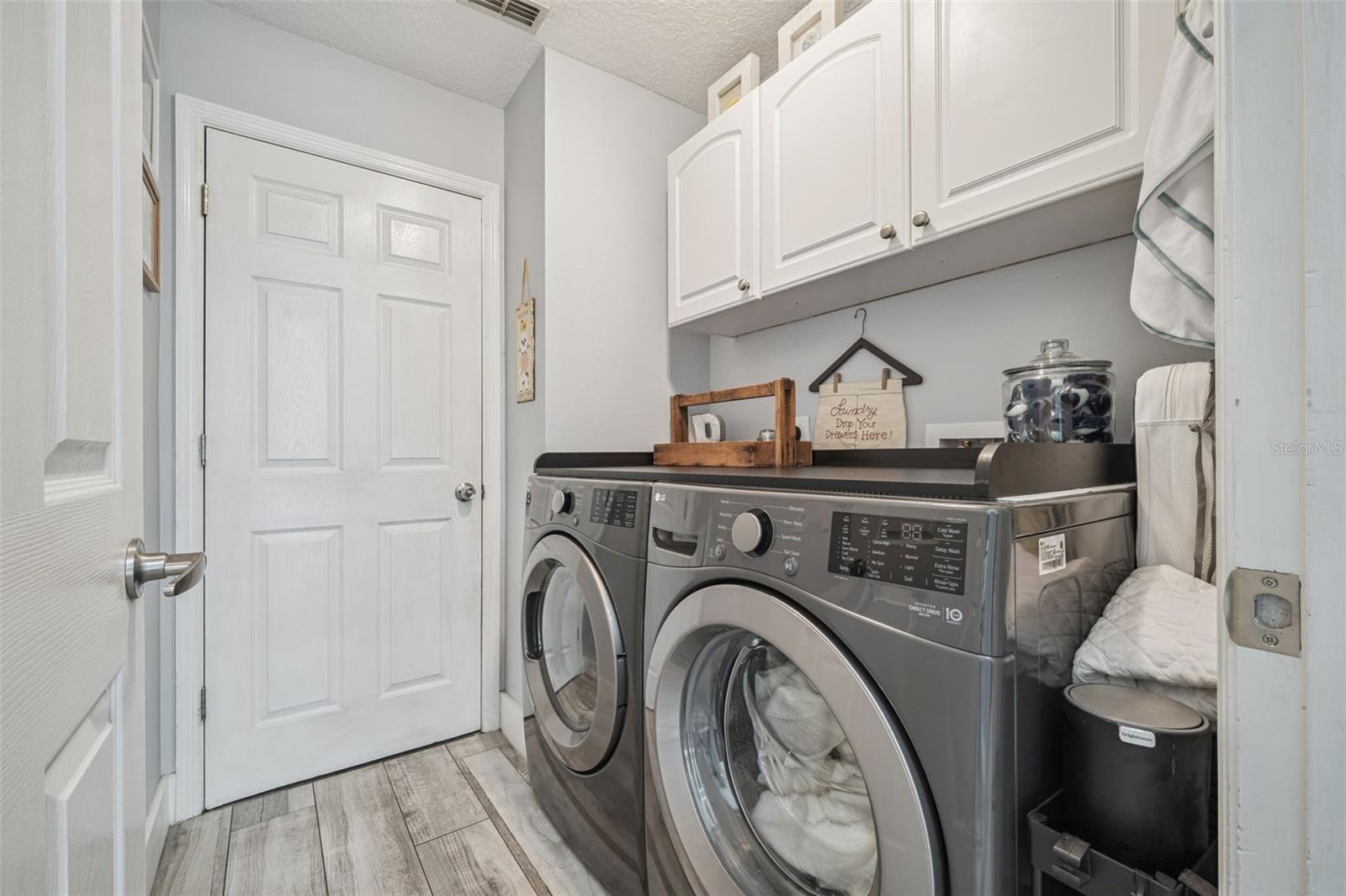 BENTLEY WOODS - Residential