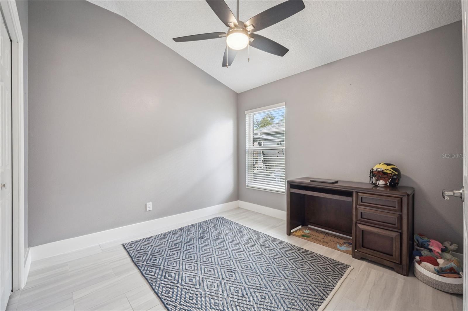 BENTLEY WOODS - Residential