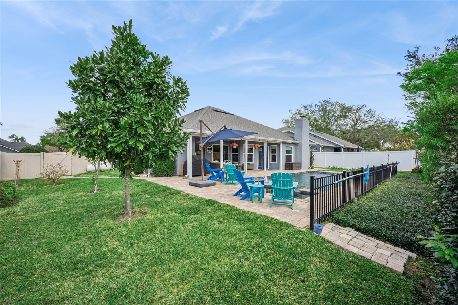 BENTLEY WOODS - Residential