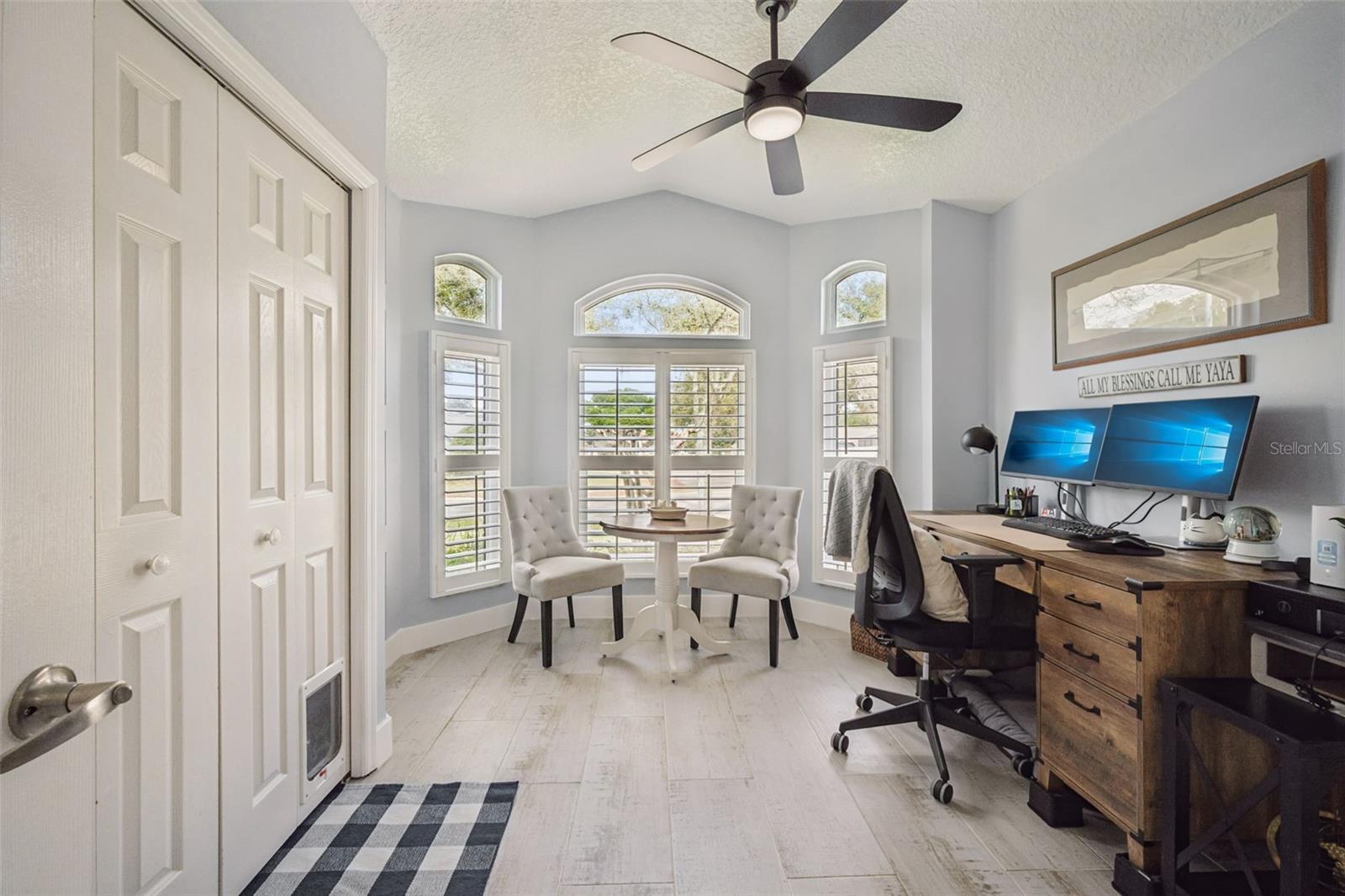 BENTLEY WOODS - Residential