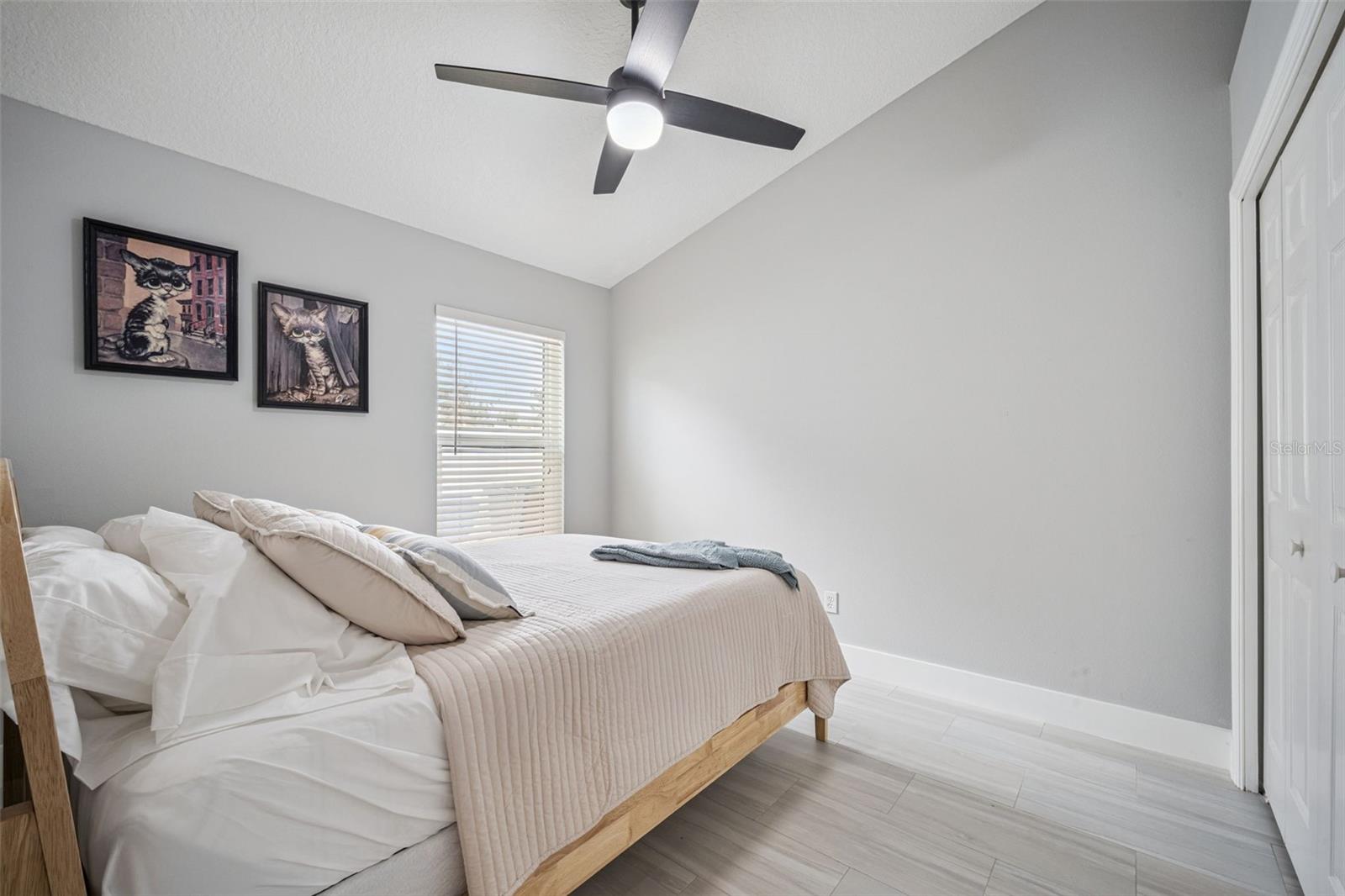 BENTLEY WOODS - Residential