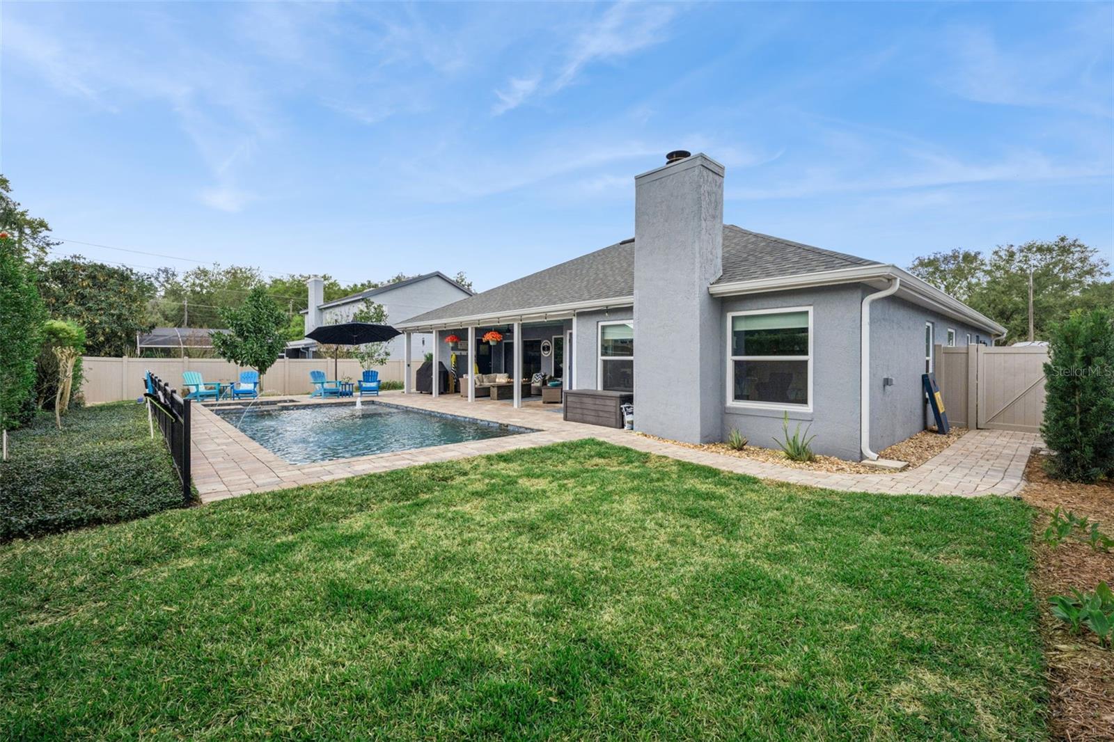 BENTLEY WOODS - Residential