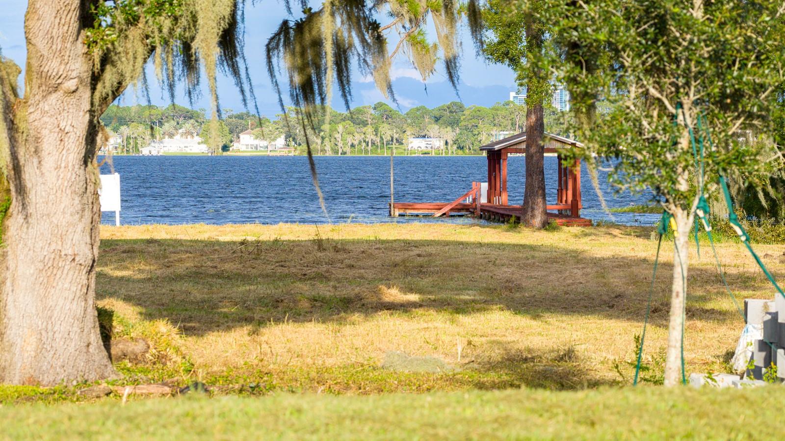 LAKE SHEEN SOUND - Land